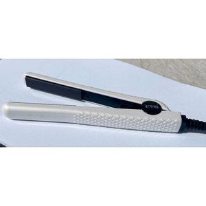 Eva NYC Mini Healthy Heat Ceramic Styling Iron 1/2" - Like New, Super Light